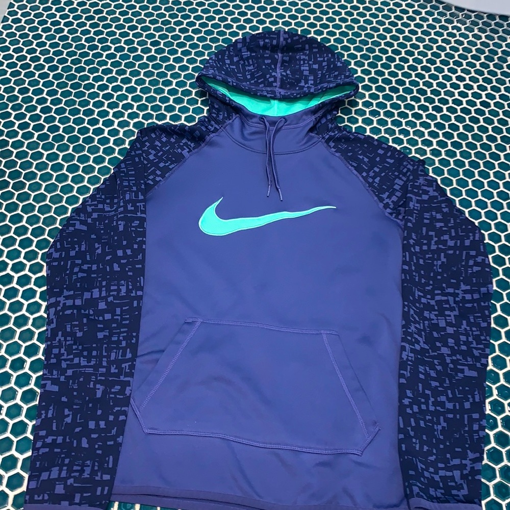 Nike dry fit hoodie